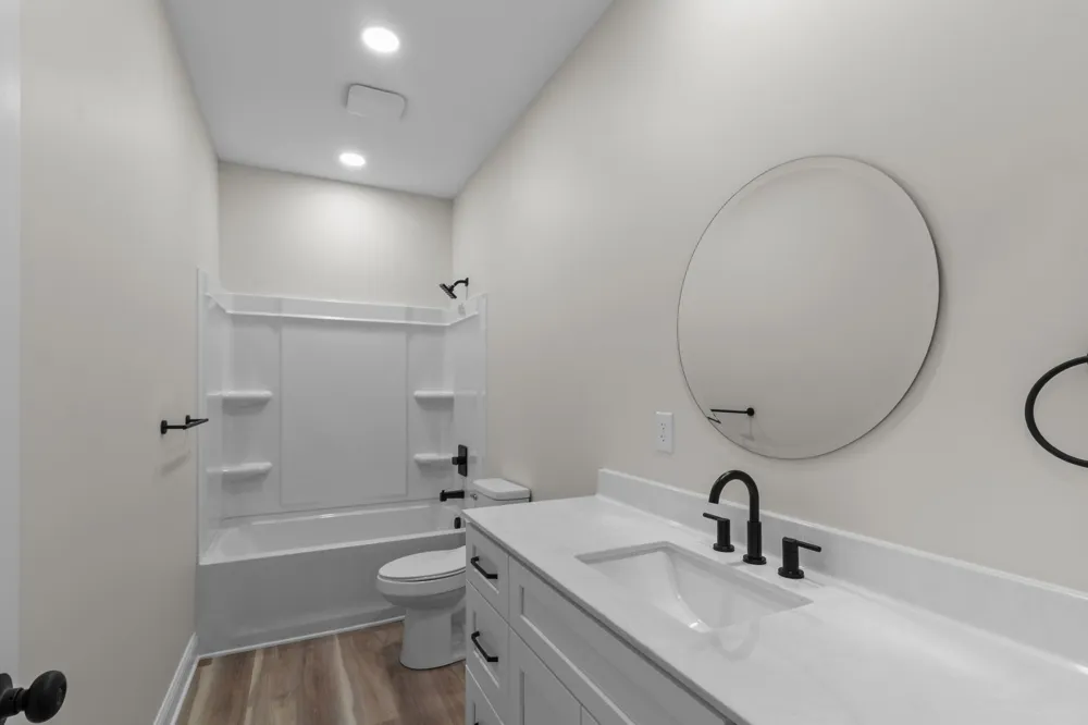 14 Warren St Paris, TN 38242