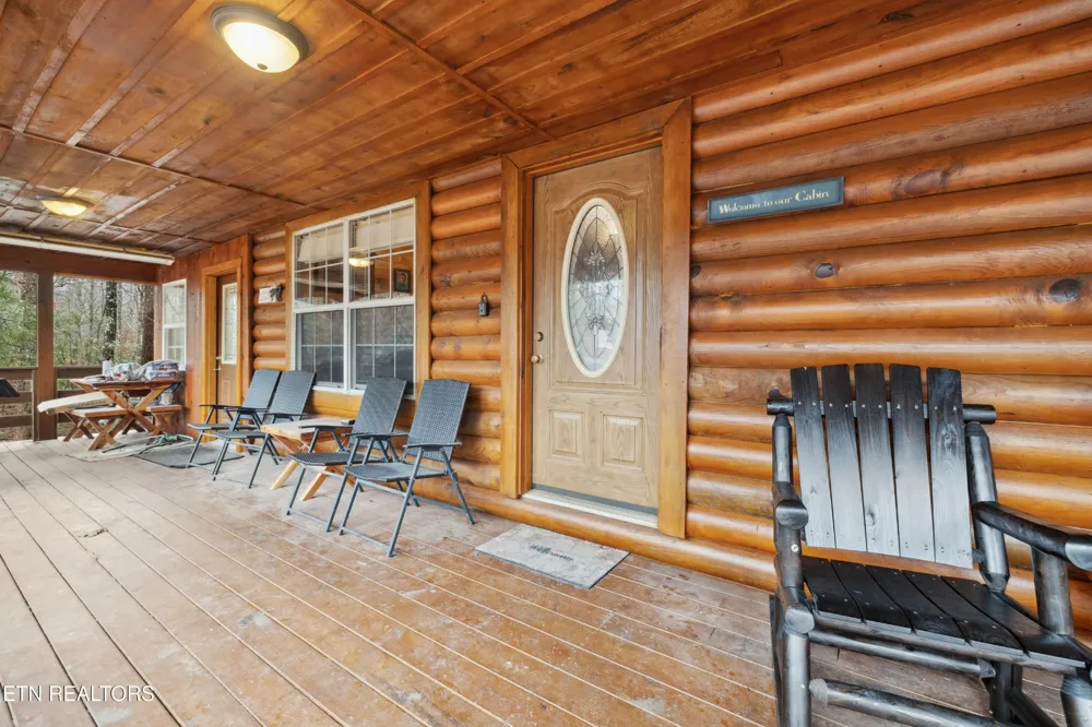 930 Wilderness Tr Oneida, TN 37841
