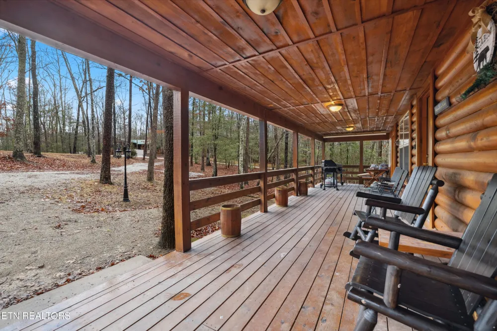 930 Wilderness Tr Oneida, TN 37841