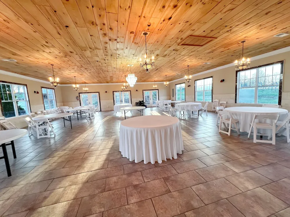 2982 Harvey Bowden Rd Paris, TN 38242