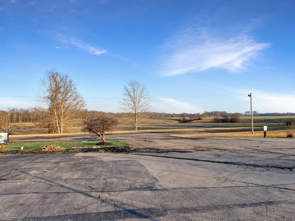 2982 Harvey Bowden Rd Paris, TN 38242
