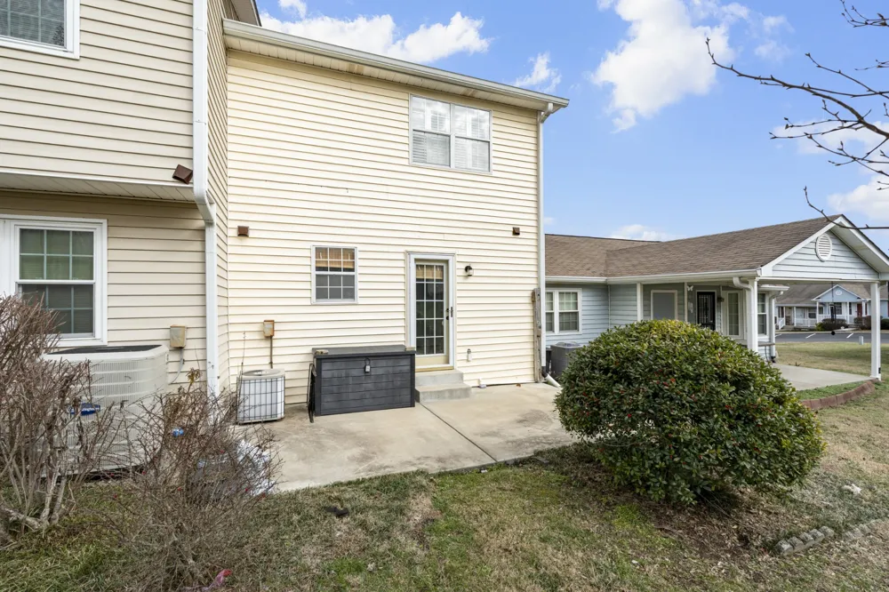 61 Rolling Meadows Dr Goodlettsville, TN 37072