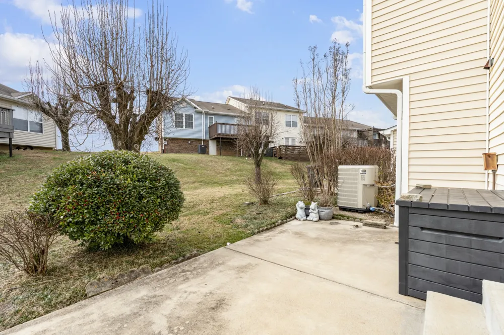 61 Rolling Meadows Dr Goodlettsville, TN 37072