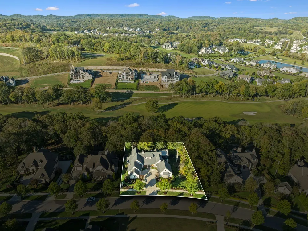 8463 Heirloom Blvd College Grove, TN 37046