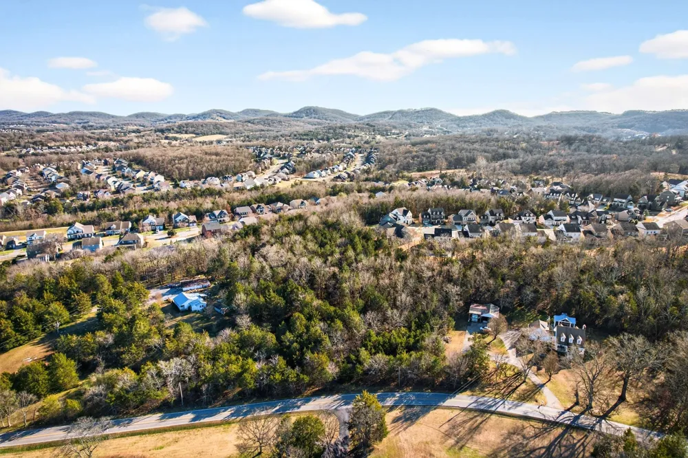 9877 Sam Donald Rd Nolensville, TN 37135