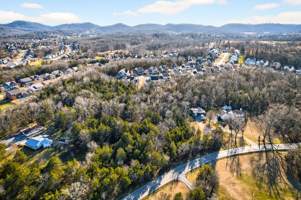 9877 Sam Donald Rd Nolensville, TN 37135