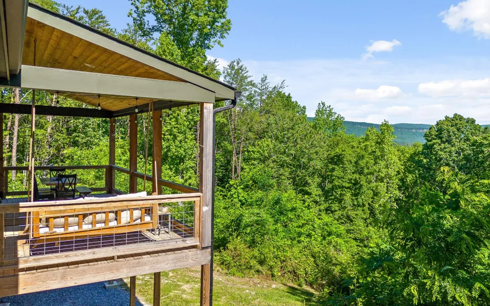 852 Old Grand Center Road Chickamauga, GA 30707