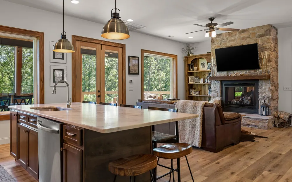 852 Old Grand Center Road Chickamauga, GA 30707