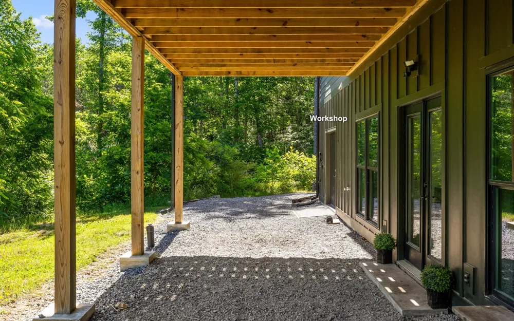 852 Old Grand Center Road Chickamauga, GA 30707