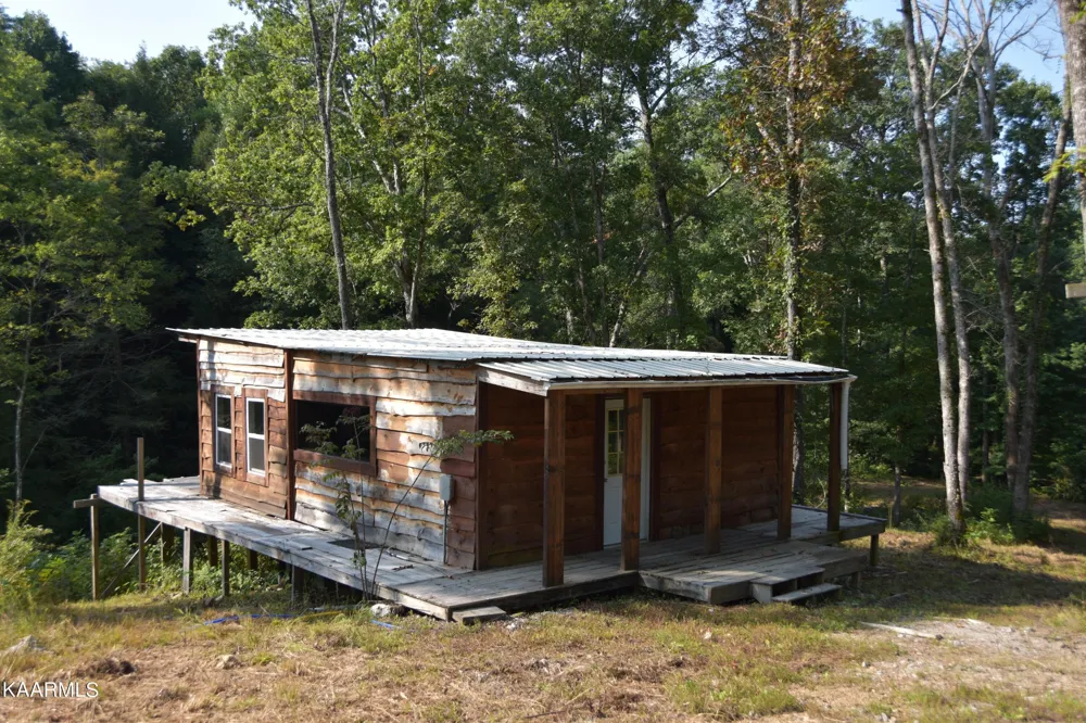 566 William Branch Rd Lancing, TN 37770