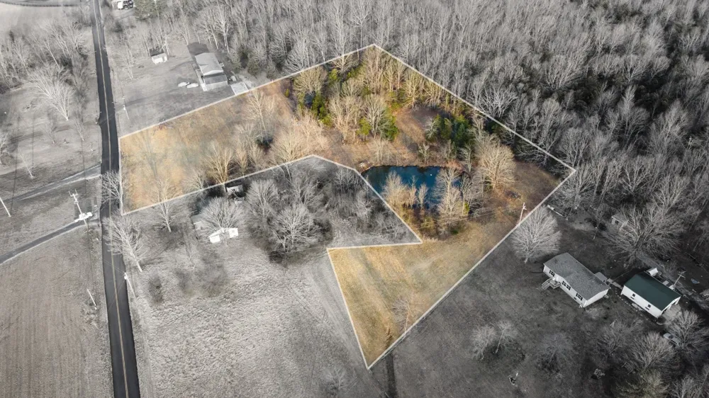 1672 Rabe Coats Rd Westmoreland, TN 37186