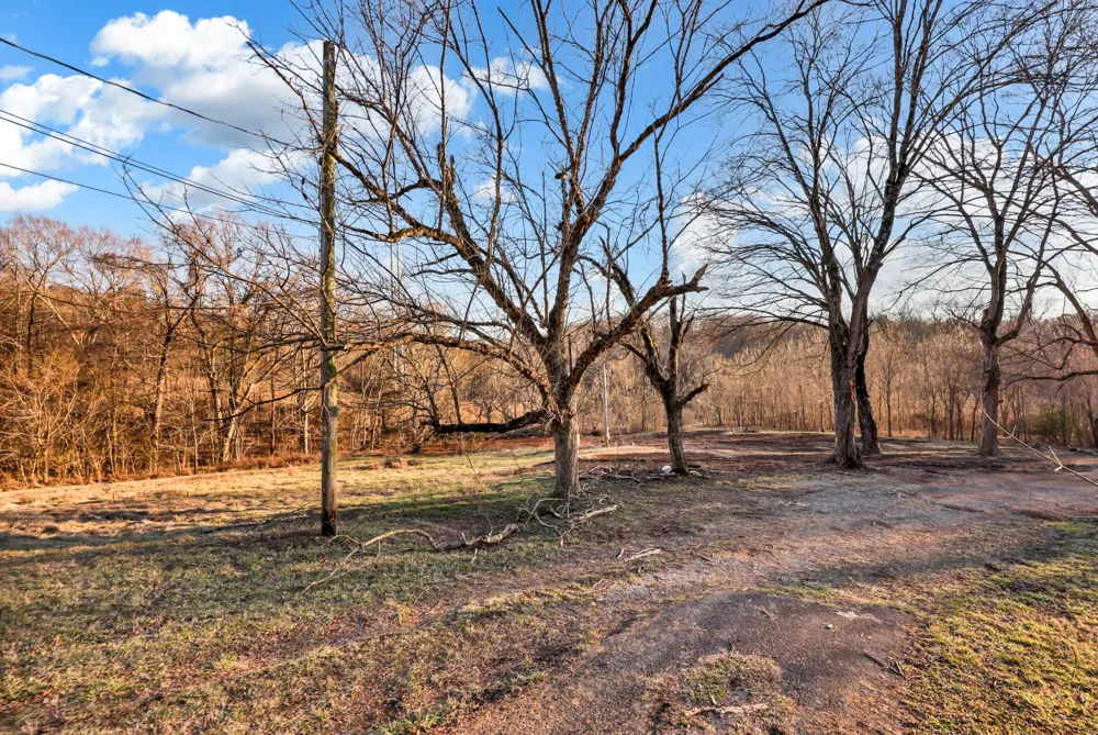 1986 Highway 76 Adams, TN 37010
