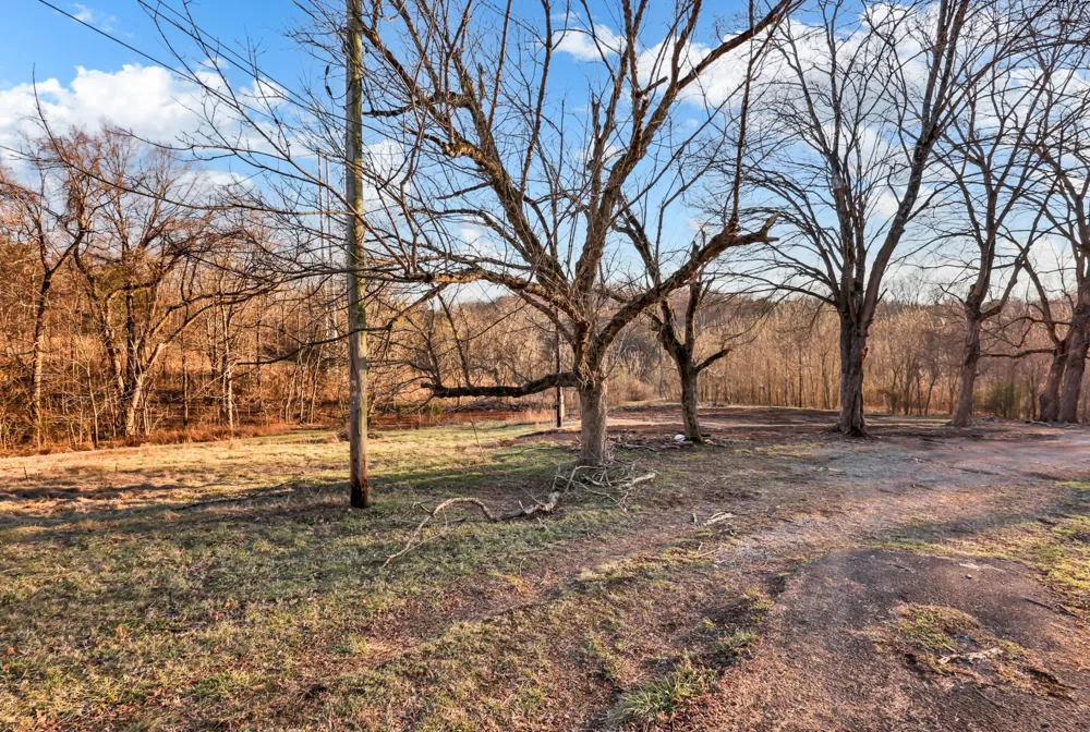 1986 Highway 76 Adams, TN 37010