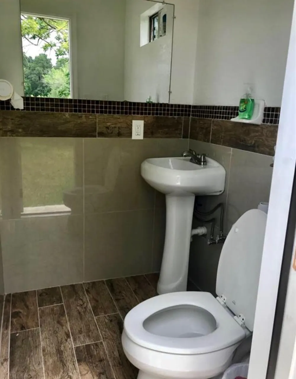 2230 Gault Road Houston, TX 77039