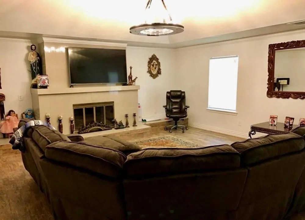 2230 Gault Road Houston, TX 77039