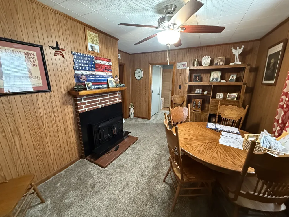 1252 State Route 176 Greenville, KY 42345