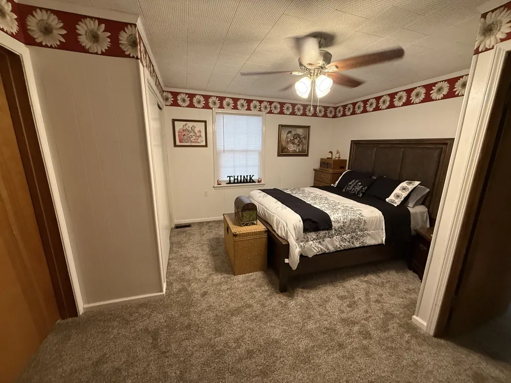 1252 State Route 176 Greenville, KY 42345