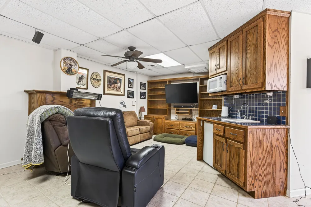 2144 Street Place Loop Monterey, TN 38574