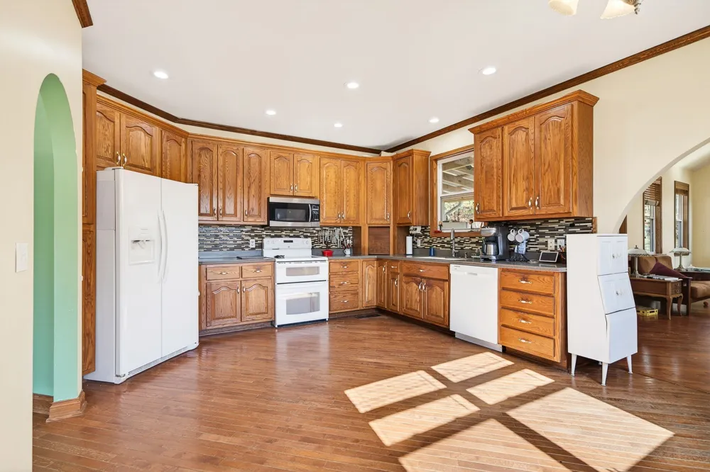 2144 Street Place Loop Monterey, TN 38574