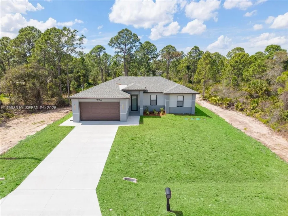 724 Drury Ave Lehigh Acres, FL 33974