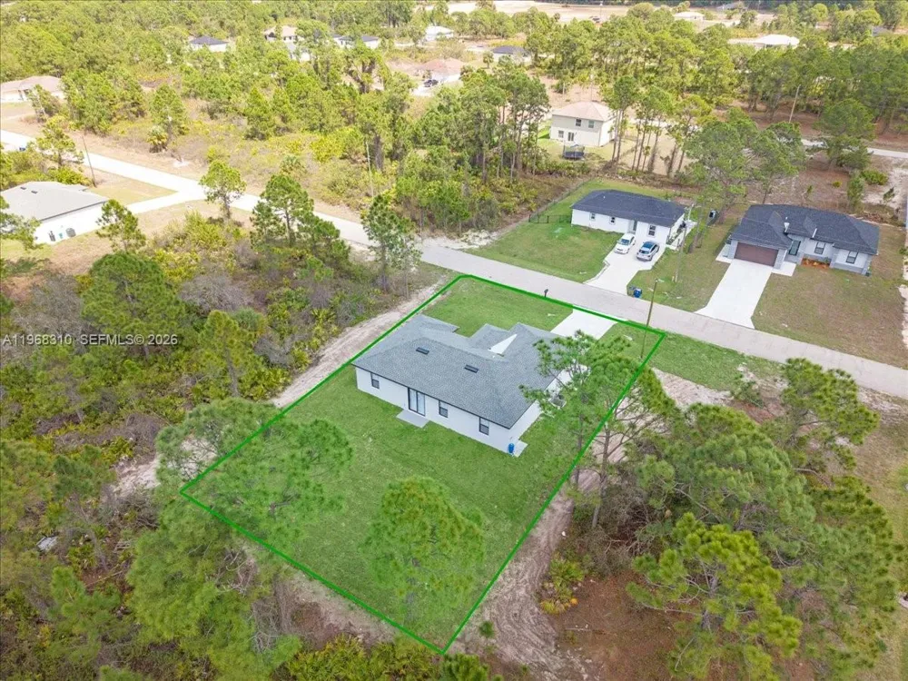 724 Drury Ave Lehigh Acres, FL 33974