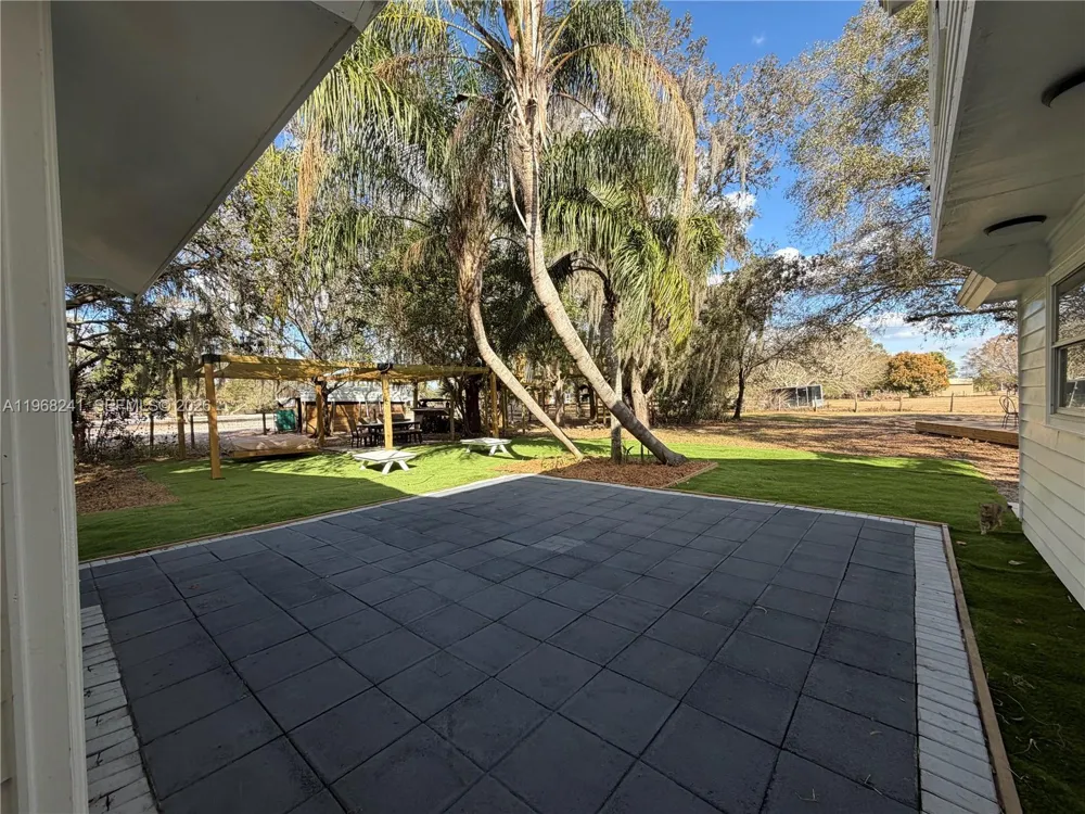 4120 Palomino Dr Sebring, FL 33875