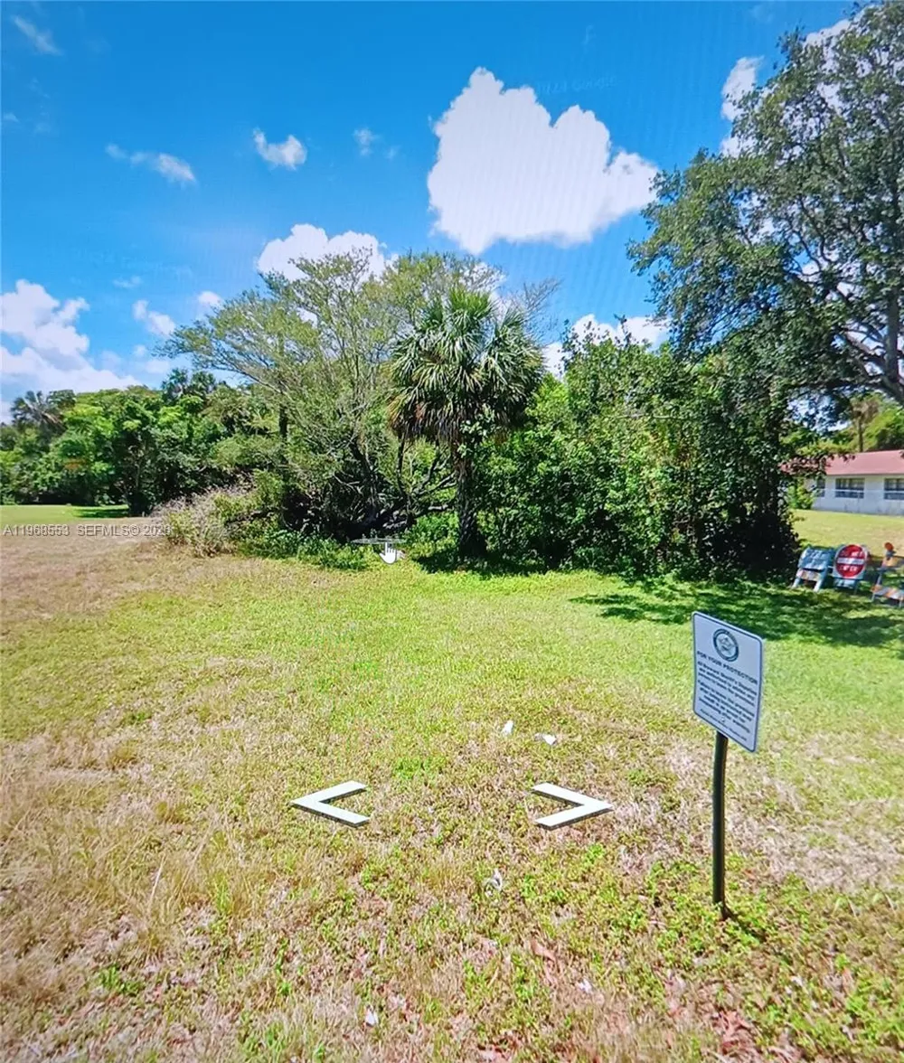 NW 9th Ave Pompano Beach, FL 33060