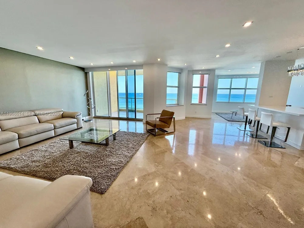 2100 Ocean Blvd #12D Fort Lauderdale, FL 33305
