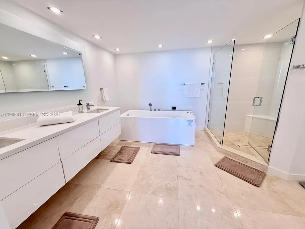2100 Ocean Blvd #12D Fort Lauderdale, FL 33305