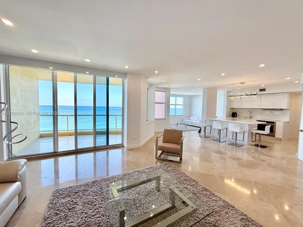 2100 Ocean Blvd #12D Fort Lauderdale, FL 33305