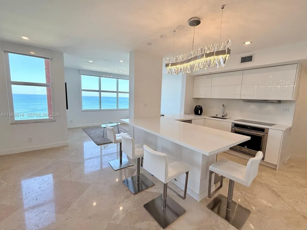 2100 Ocean Blvd #12D Fort Lauderdale, FL 33305