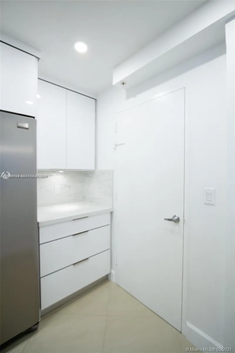 3801 S Ocean Dr #PH16S Hollywood, FL 33019