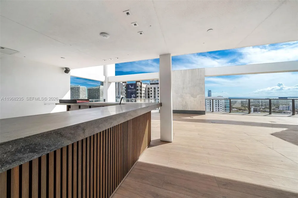 229 SW 9th St #208 Miami, FL 33130