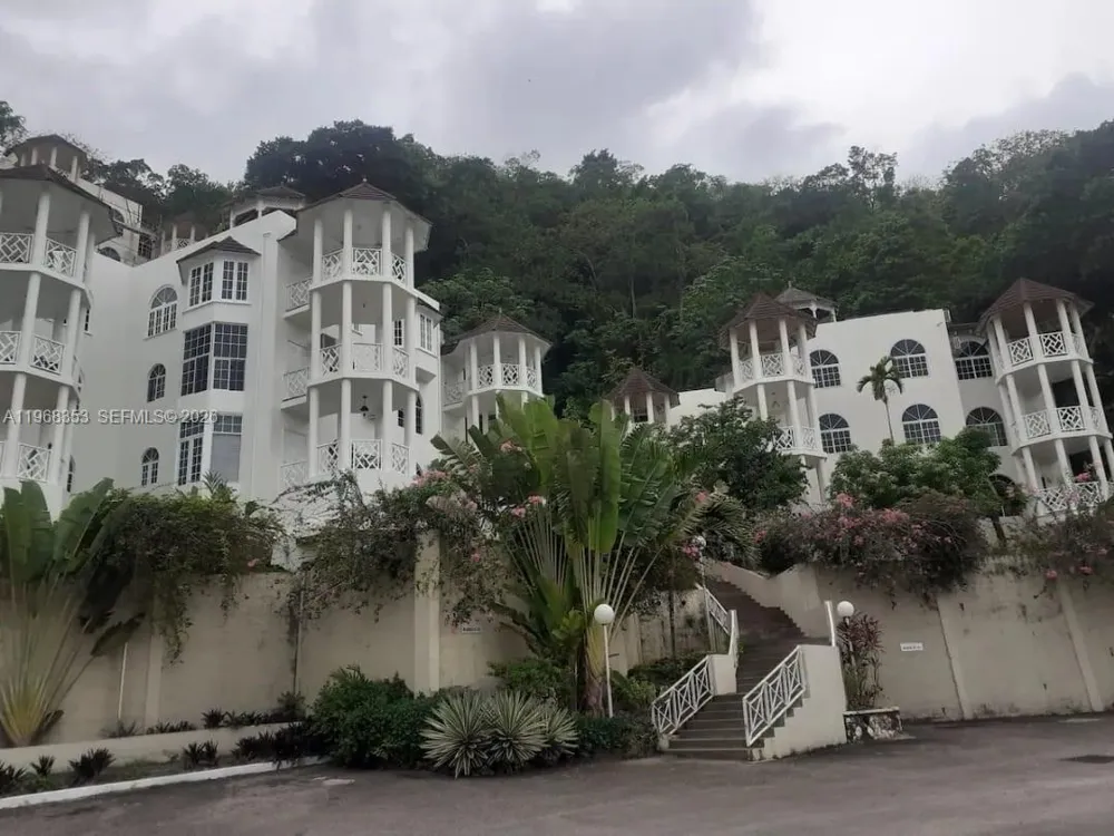 Sky Castles, Ocho Rios #00 