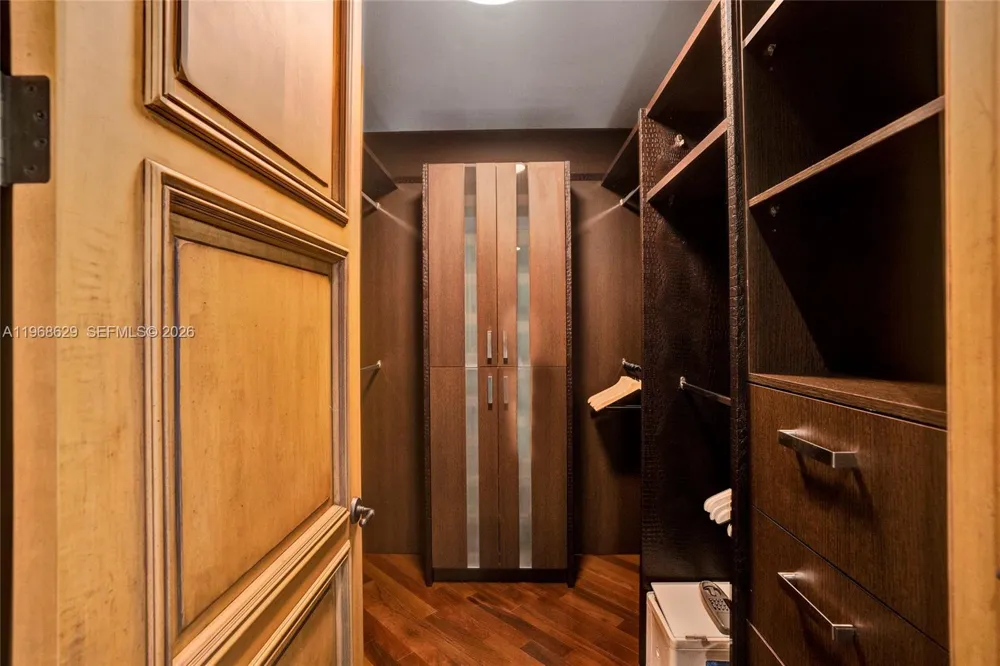 15901 Collins Ave #701 Sunny Isles Beach, FL 33160