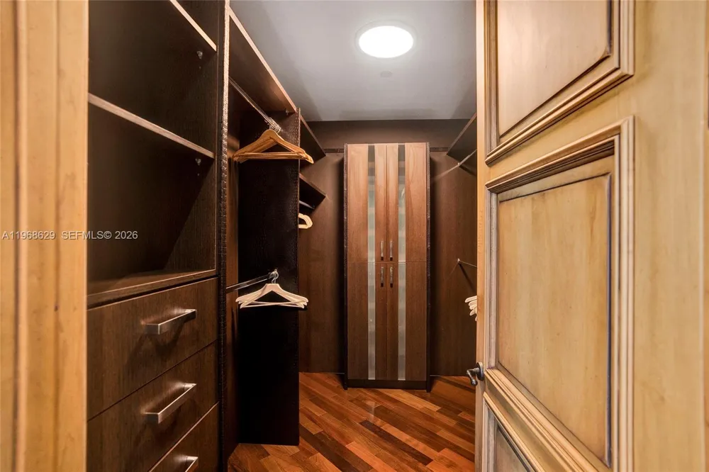 15901 Collins Ave #701 Sunny Isles Beach, FL 33160