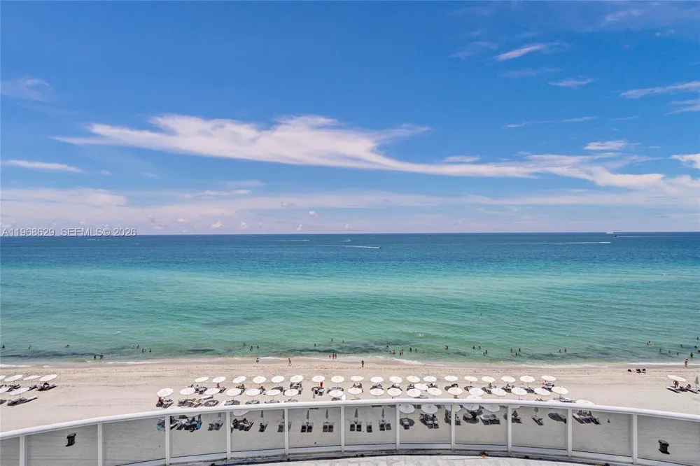15901 Collins Ave #701 Sunny Isles Beach, FL 33160
