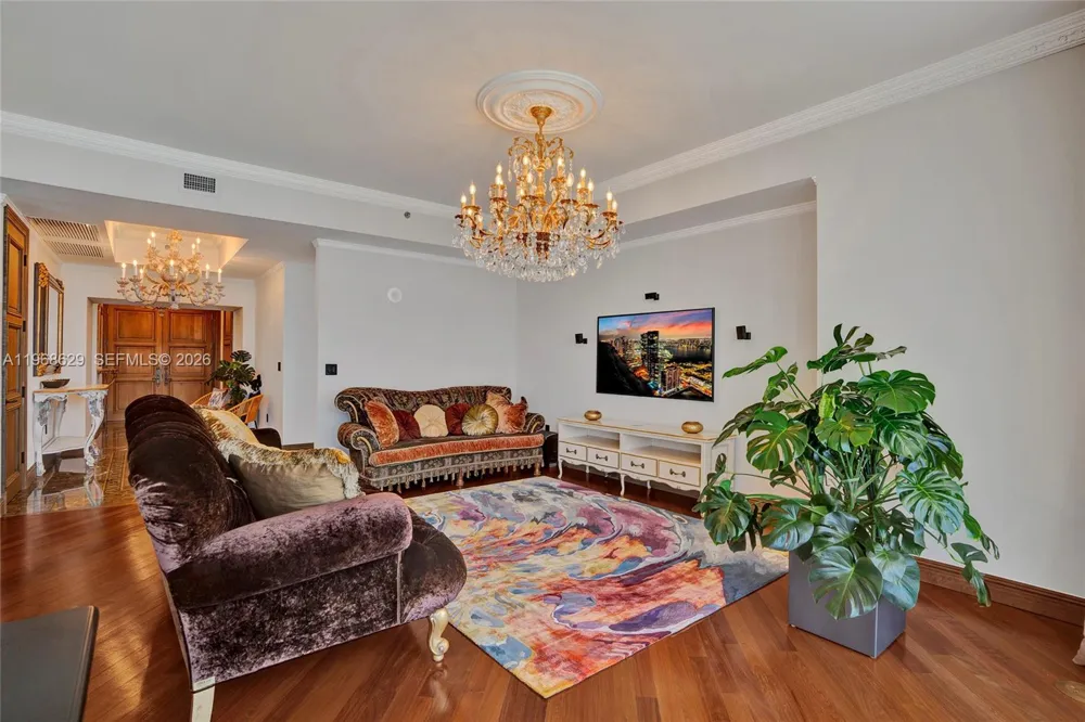 15901 Collins Ave #701 Sunny Isles Beach, FL 33160
