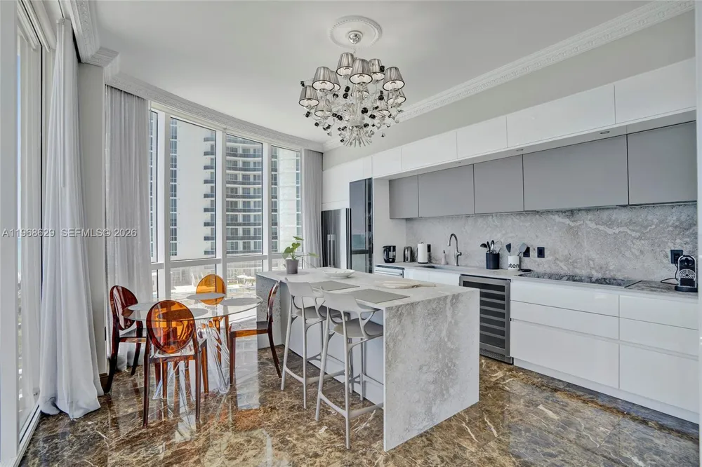 15901 Collins Ave #701 Sunny Isles Beach, FL 33160