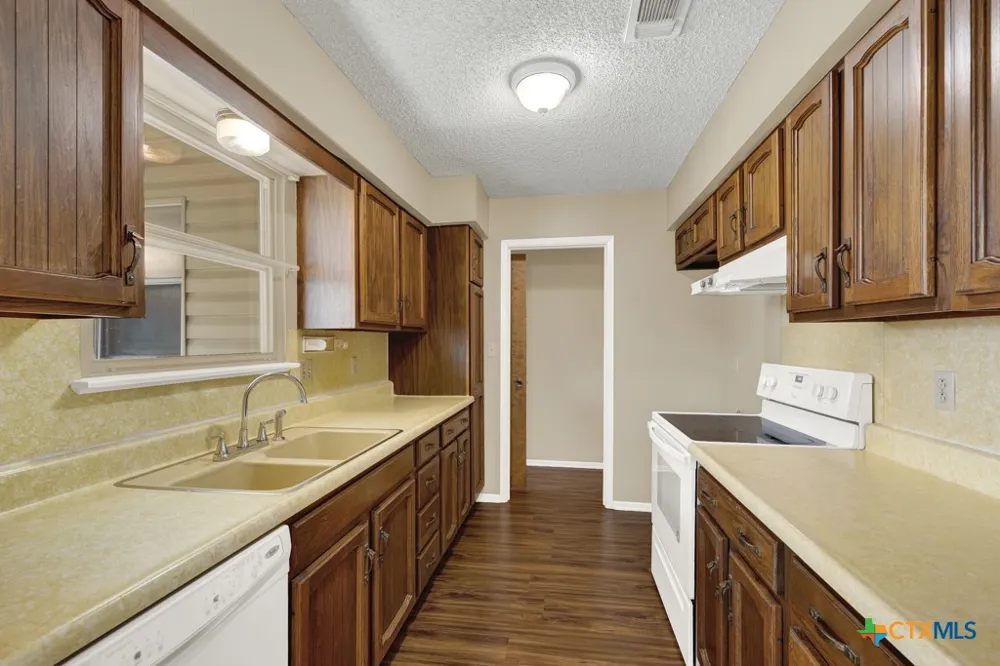 217 Gruene Road New Braunfels, TX 78130