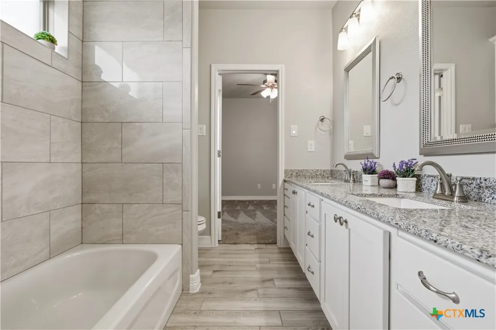 4090 Turning Leaf Drive Nolanville, TX 76559