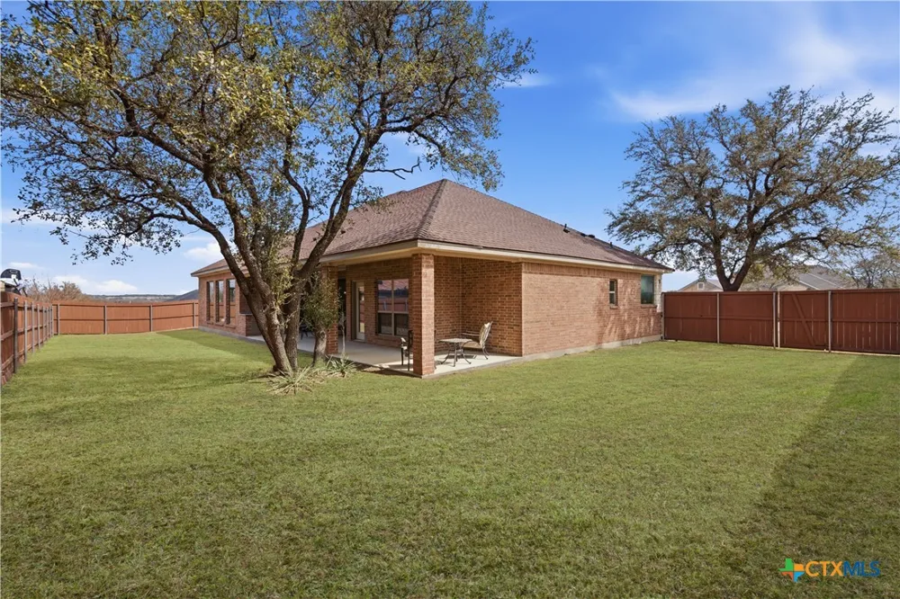 4090 Turning Leaf Drive Nolanville, TX 76559