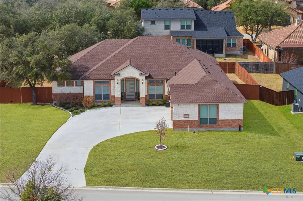 4090 Turning Leaf Drive Nolanville, TX 76559
