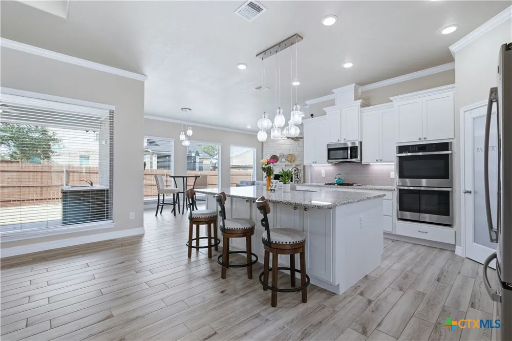 4090 Turning Leaf Drive Nolanville, TX 76559
