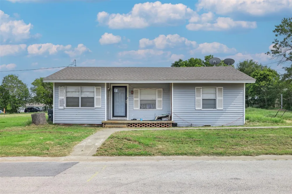 585 State Highway 36 Caldwell, TX 77836