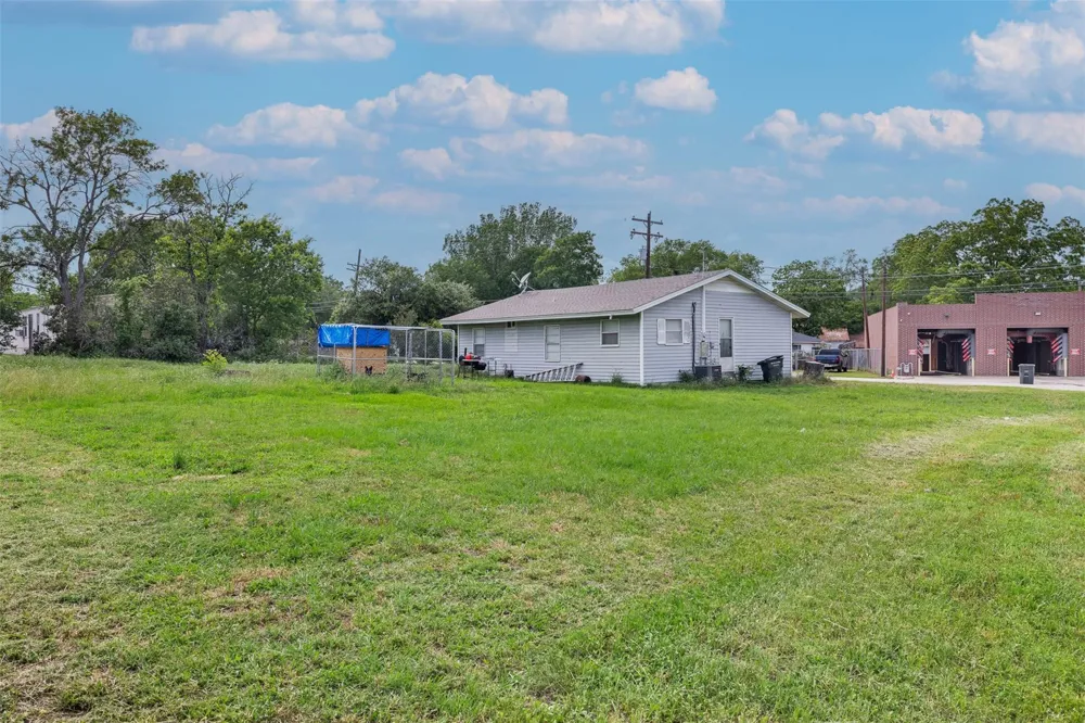 585 State Highway 36 Caldwell, TX 77836
