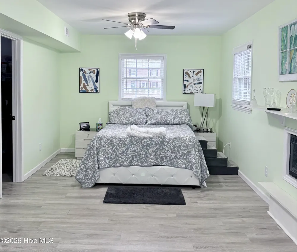 905 E Wilmington Street Burgaw, NC 28425