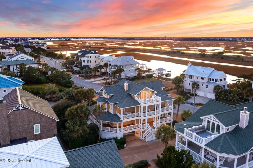 2628 Lumina Avenue Wrightsville Beach, NC 28480
