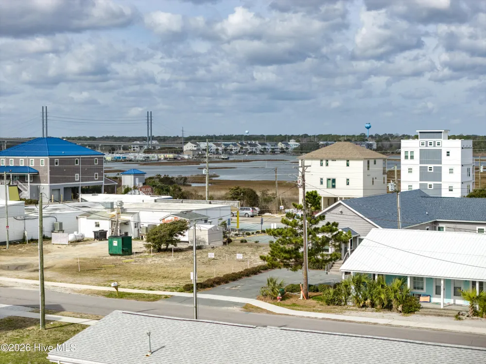 325 Shore Drive Surf City, NC 28445