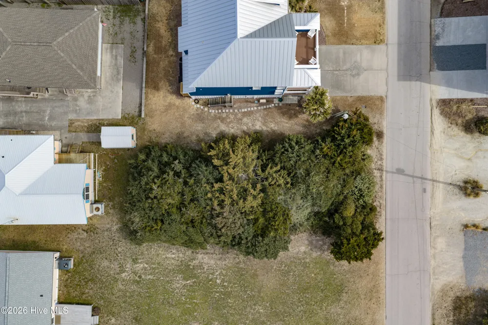 325 Shore Drive Surf City, NC 28445